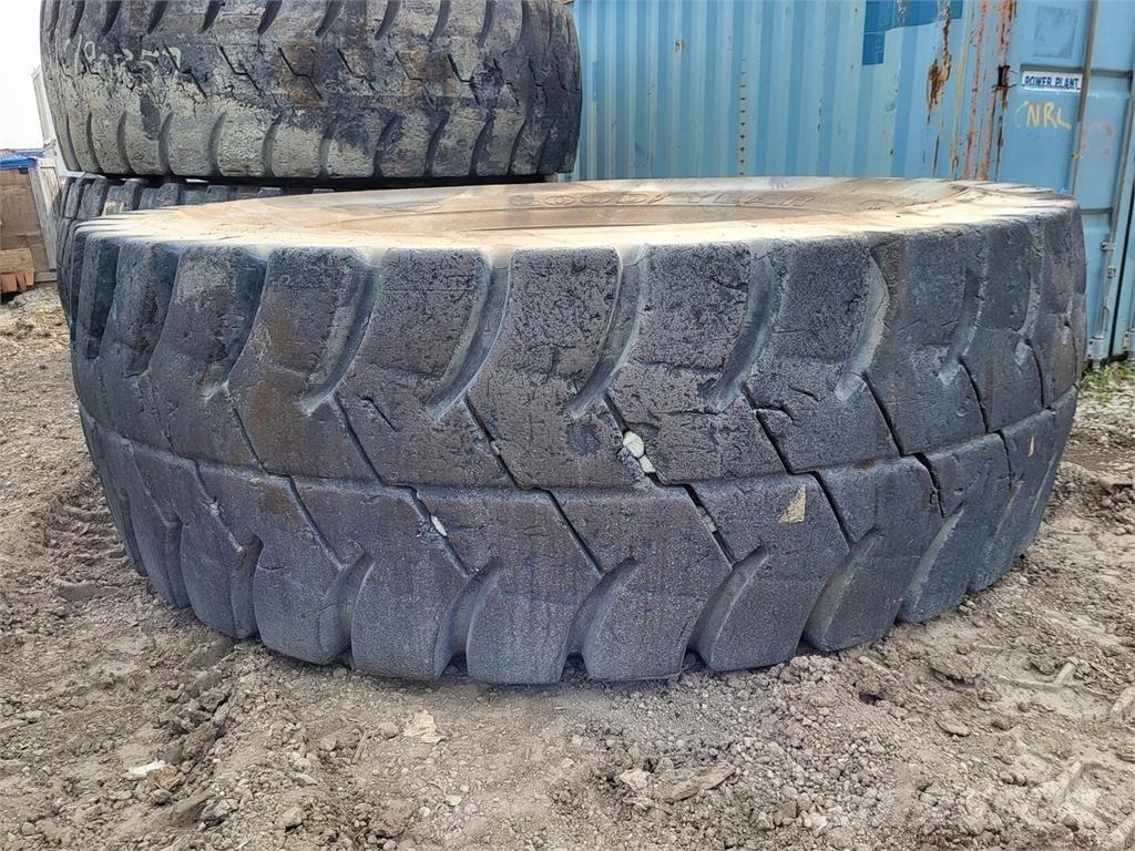 Goodyear RM-4B+ Pneumatiky, kola a ráfky