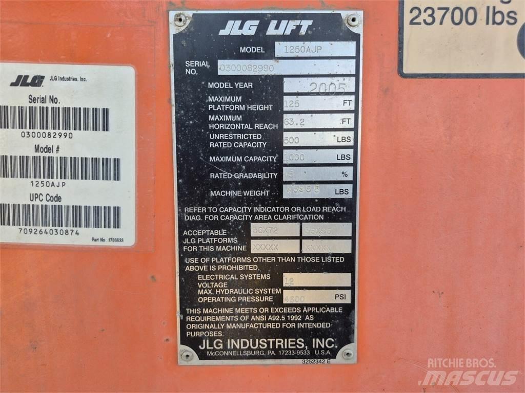 JLG 1250AJP Kloubové plošiny
