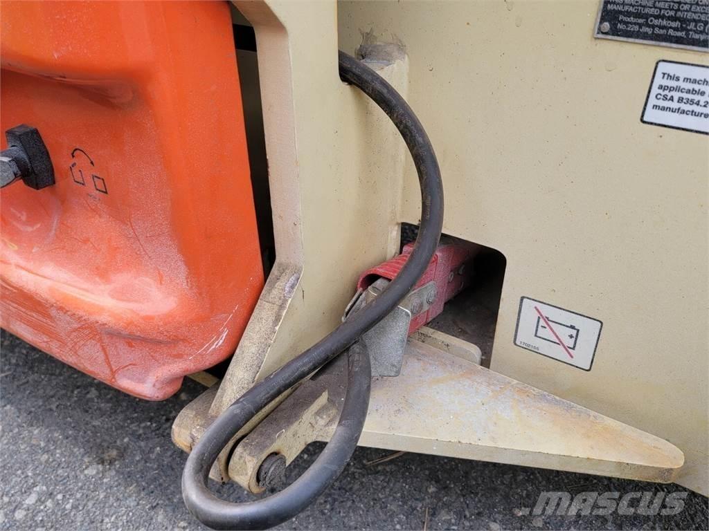 JLG 2646ES Nůžková zvedací plošina