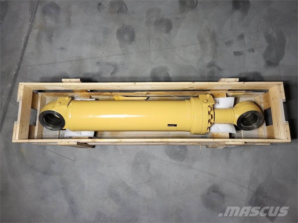 Komatsu 707-01-0E630 Doprava – ostatní