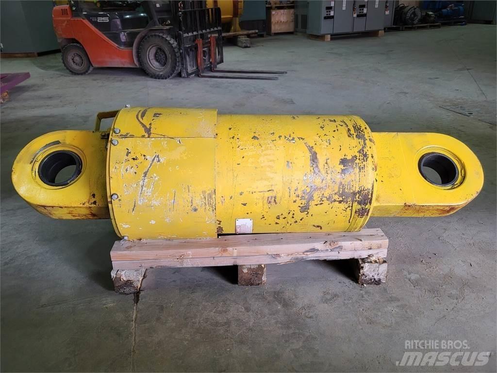 Komatsu EH9423 Kloubové dempry