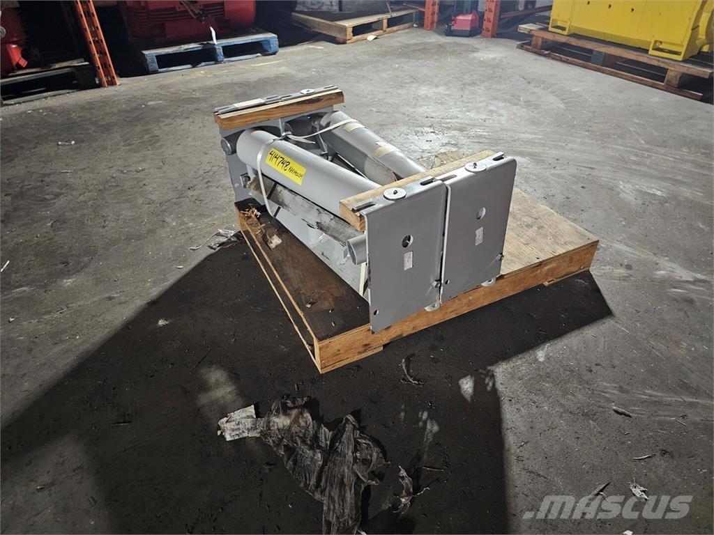 Link-Belt D3520-24 Ostatní komponenty