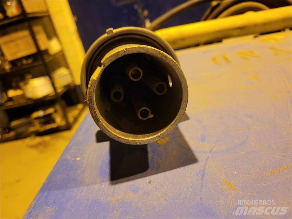 Miller Dimension 652 Svářecí stroje