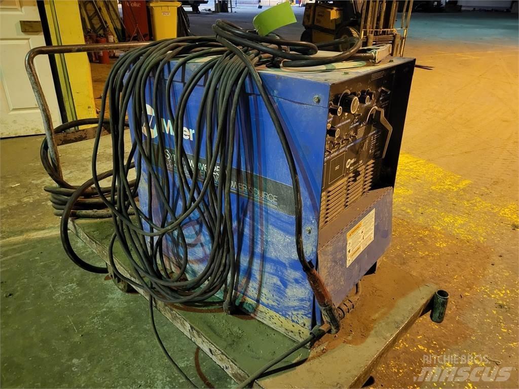 Miller Syncrowave 250 Svářecí stroje
