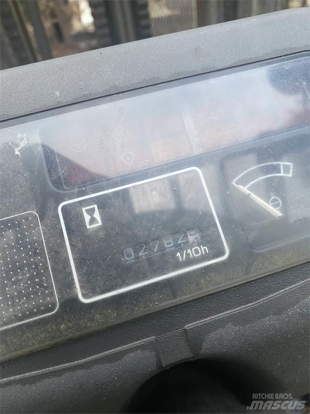Nissan PJO2A25V Stavebnictví - ostatní