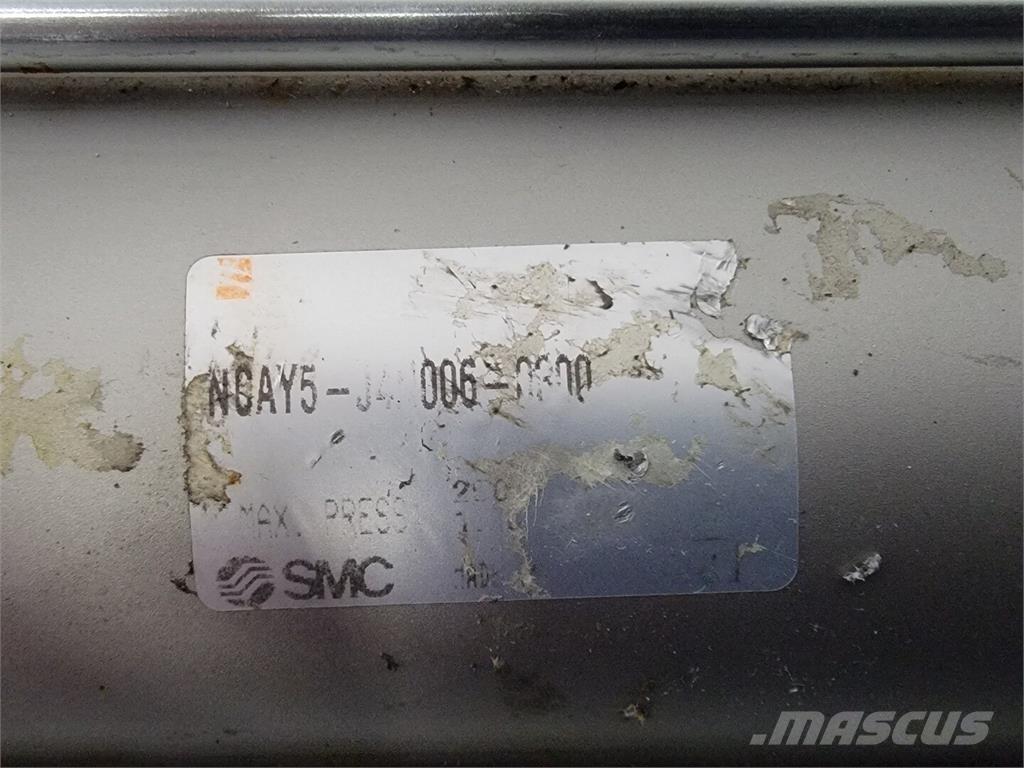 SMC NCAY5-J4N006-0300 Doprava – ostatní