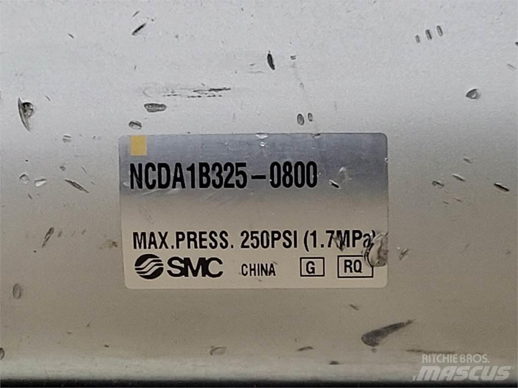 SMC NCDA1B325-0800 Doprava – ostatní