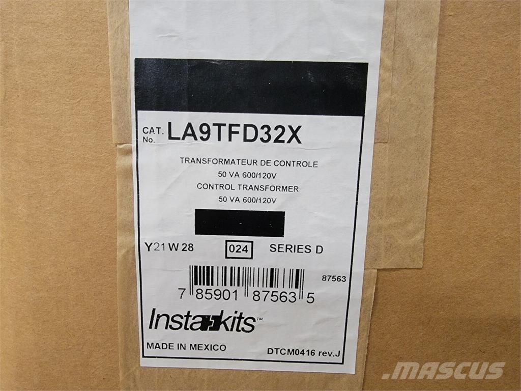  SQUARE D LA9TFD32X Stavebnictví - ostatní