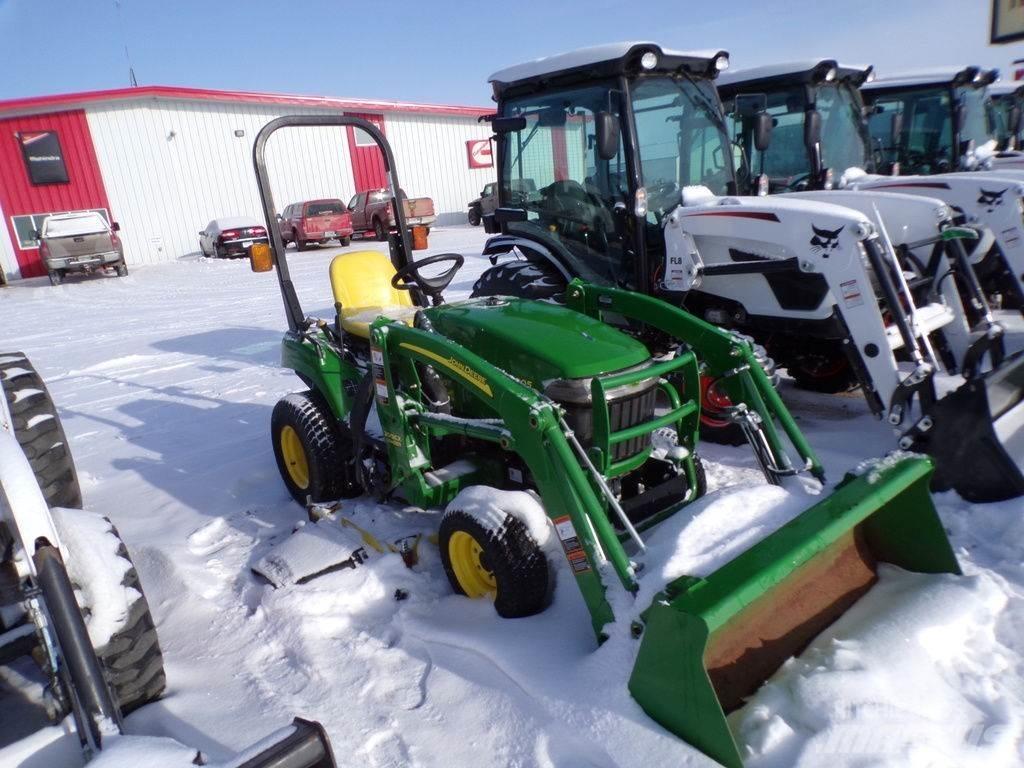 John Deere 2305 Stavebnictví - ostatní