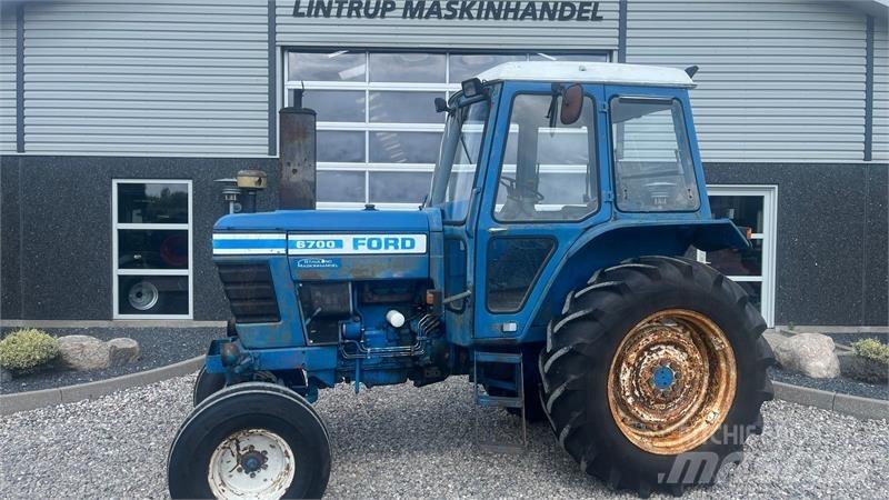 Ford 6700 Traktory
