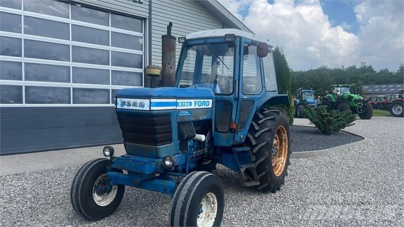 Ford 6700 Traktory