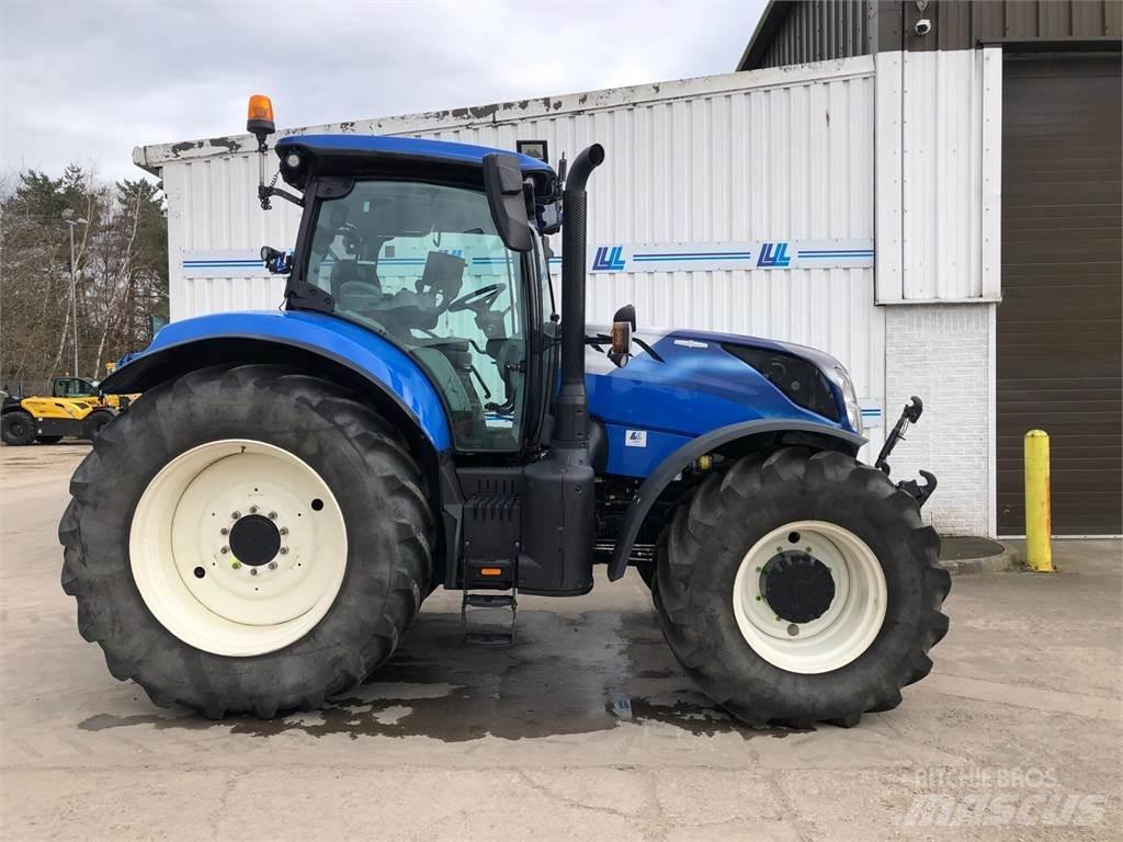 New Holland T7.245 Traktory