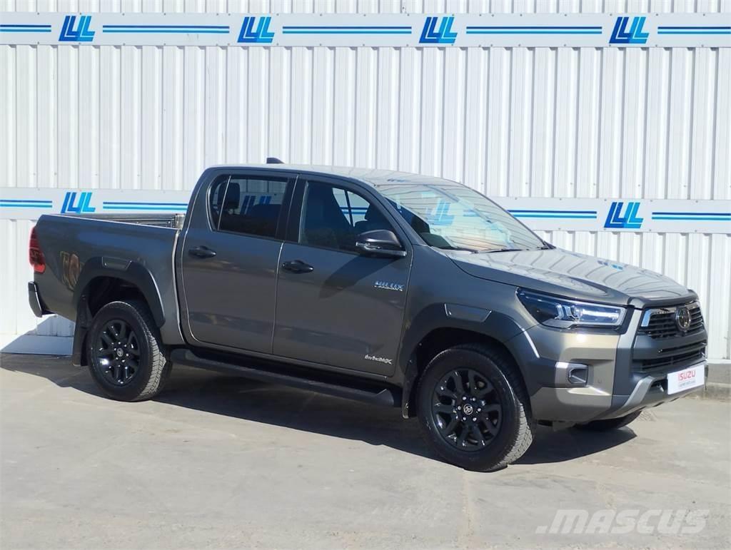 Toyota Invincible X Pick up/Valník