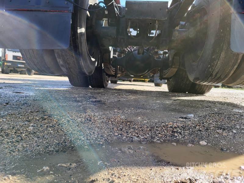Volvo F10 Nákladní vozidlo bez nástavby
