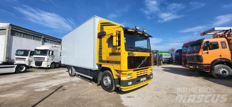 Volvo F10 Skříňová nástavba