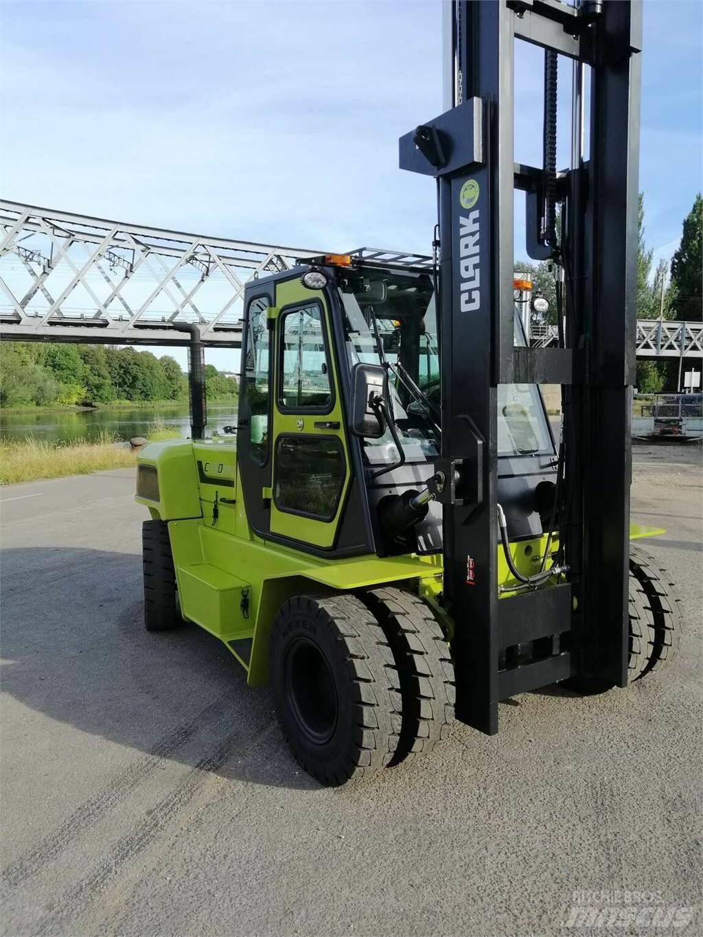 Clark C80D Další