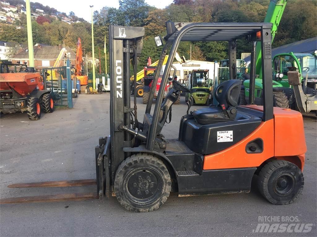 Doosan D30S Další