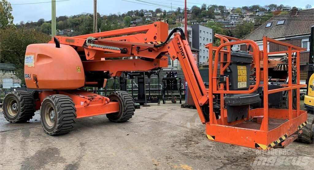 JLG 450AJ Další zvedače a plošiny