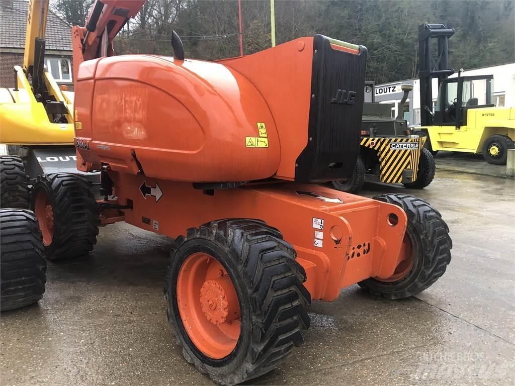 JLG 800AJ Další zvedače a plošiny