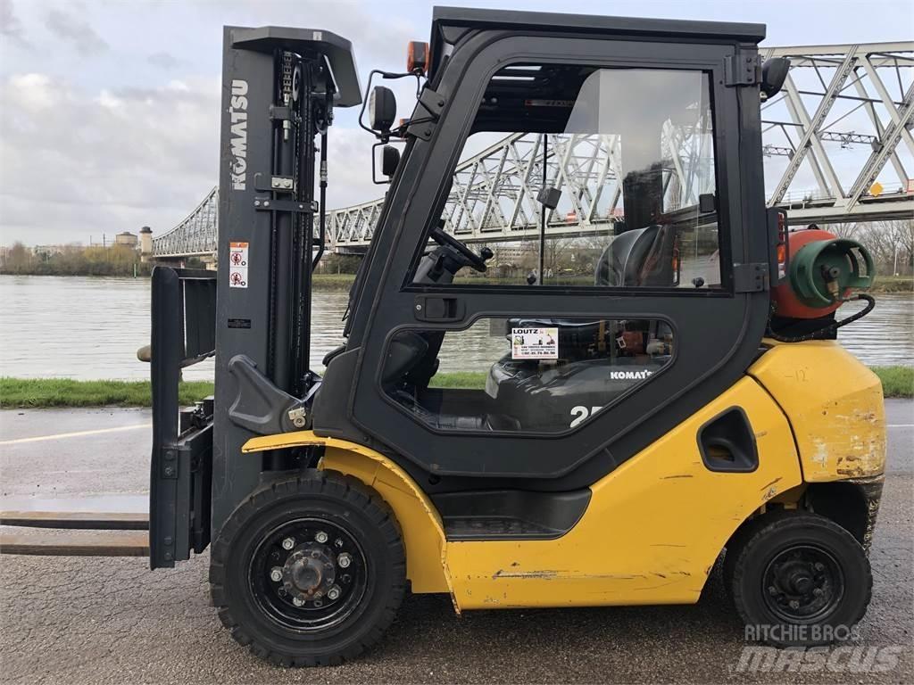 Komatsu FG25 Další