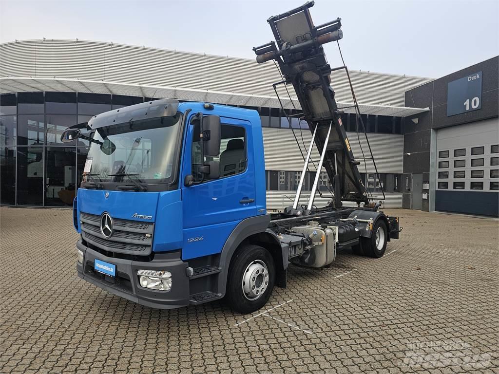 Mercedes-Benz Atego 1224 Lanový nosič kontejnerů