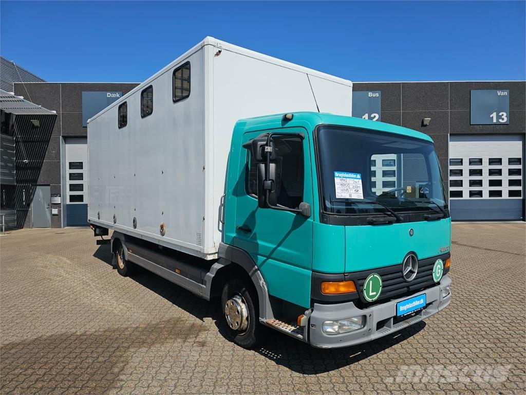 Mercedes-Benz Atego 817 Vozy na přepravu zvířat