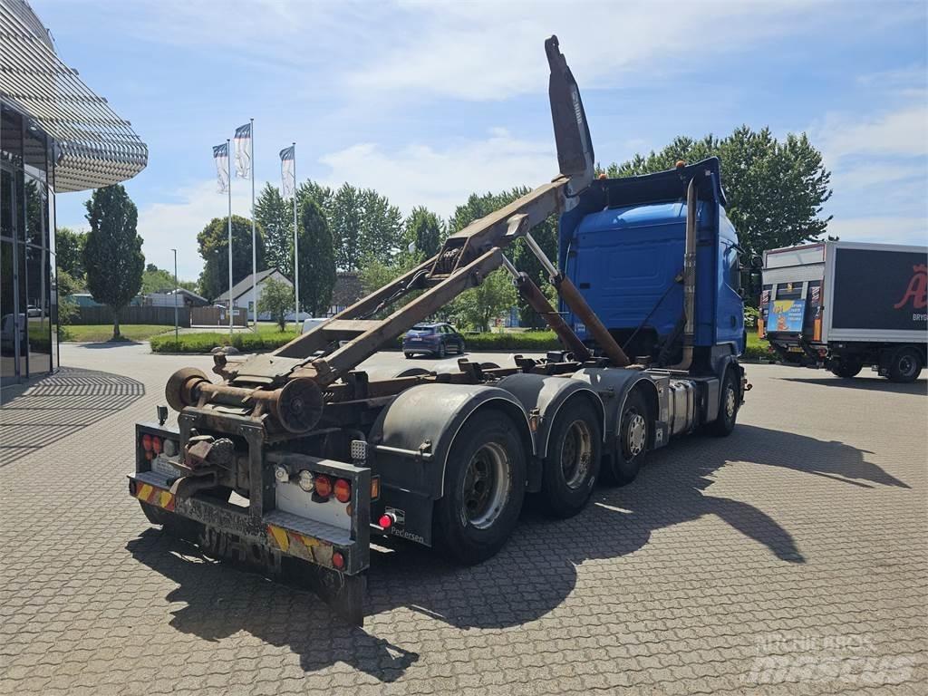Scania R560 Hákový nosič kontejnerů