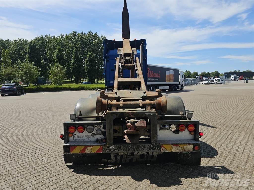 Scania R560 Hákový nosič kontejnerů
