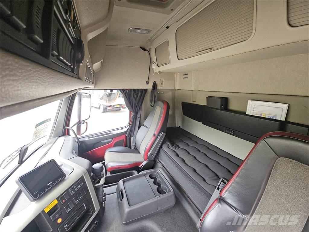 Volvo FM340 Skříňová nástavba