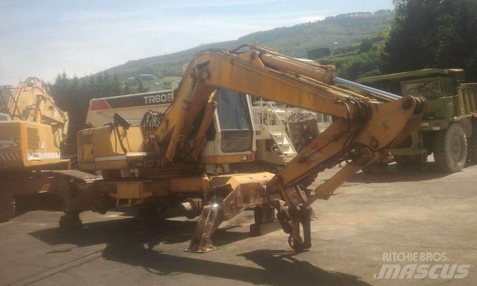 Liebherr A902 Kolová rýpadla