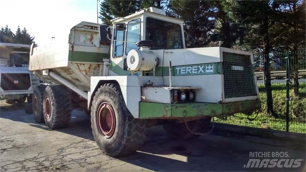 Terex 3066 Kloubové dempry