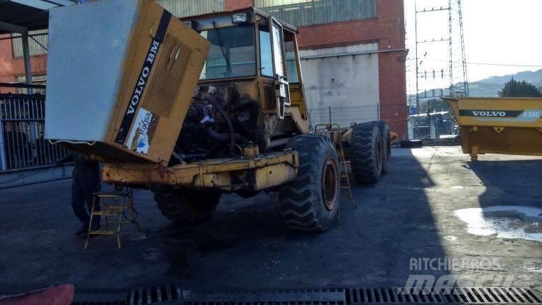 Volvo A25B Kloubové dempry