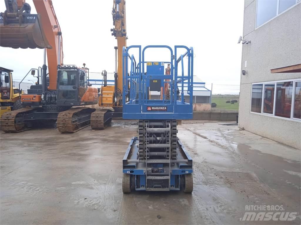 Genie GS4047 Nůžková zvedací plošina