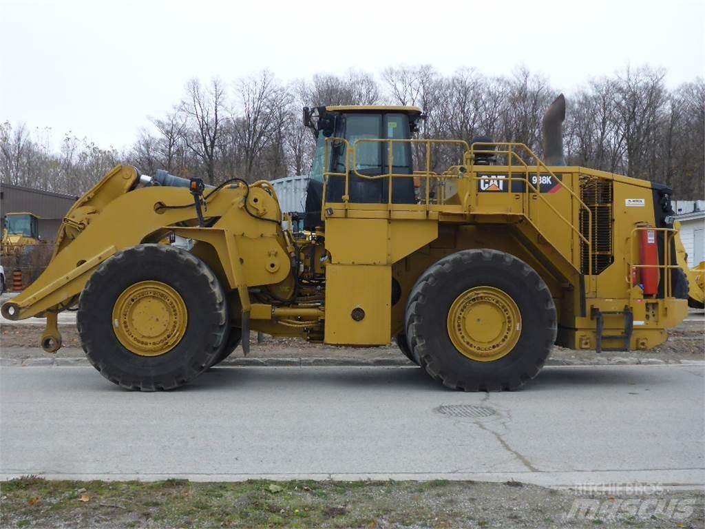 CAT 988K Kolové nakladače