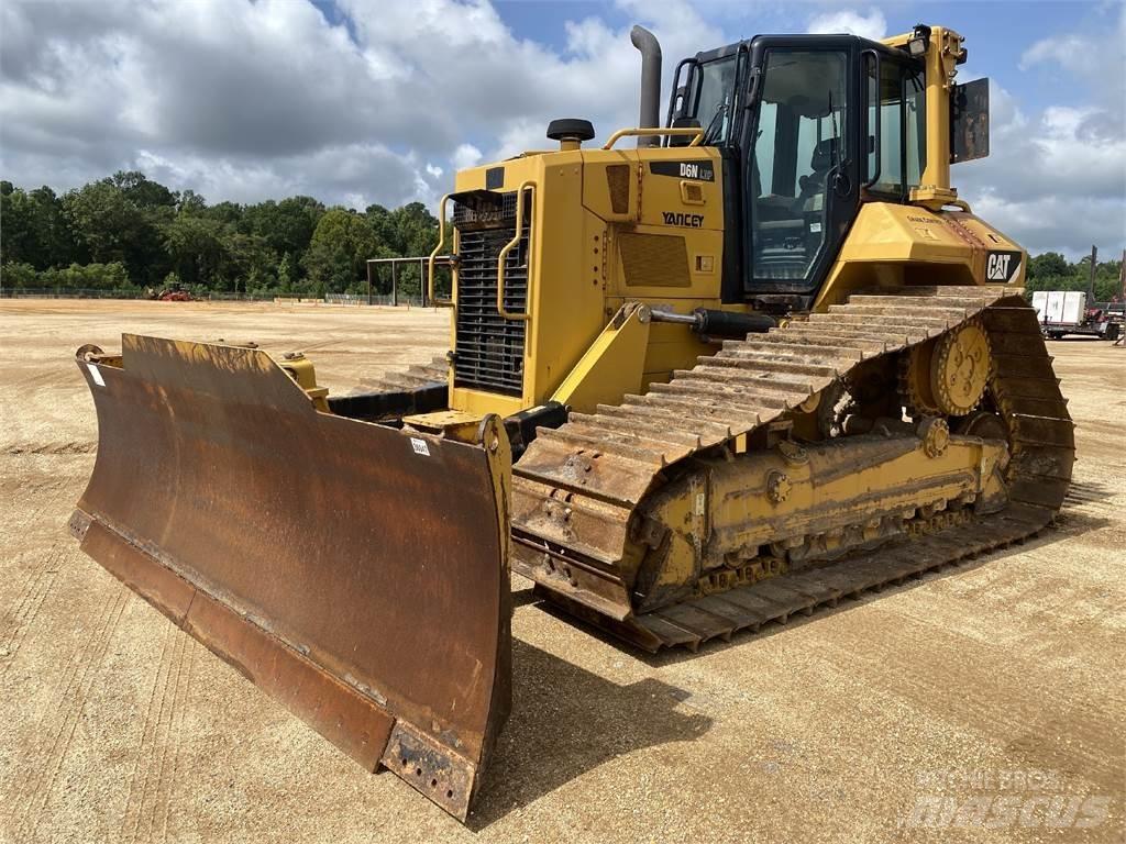 CAT D6N LGP Pásové dozery