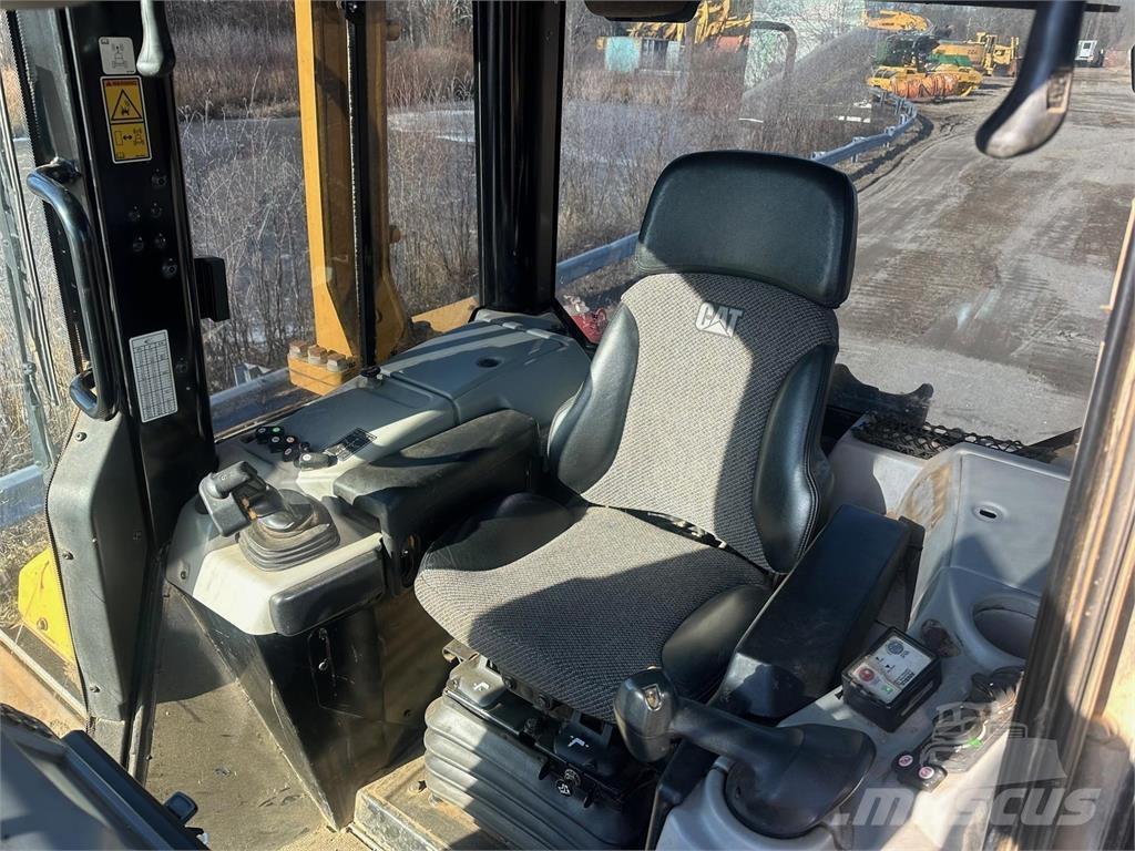 CAT D6N LGP Pásové dozery