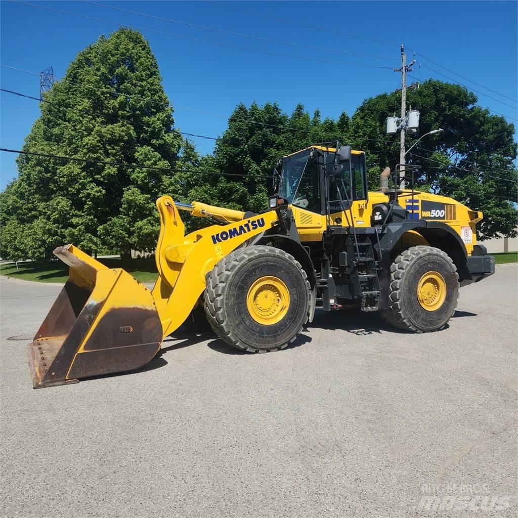 Komatsu WA500-8 Kolové nakladače