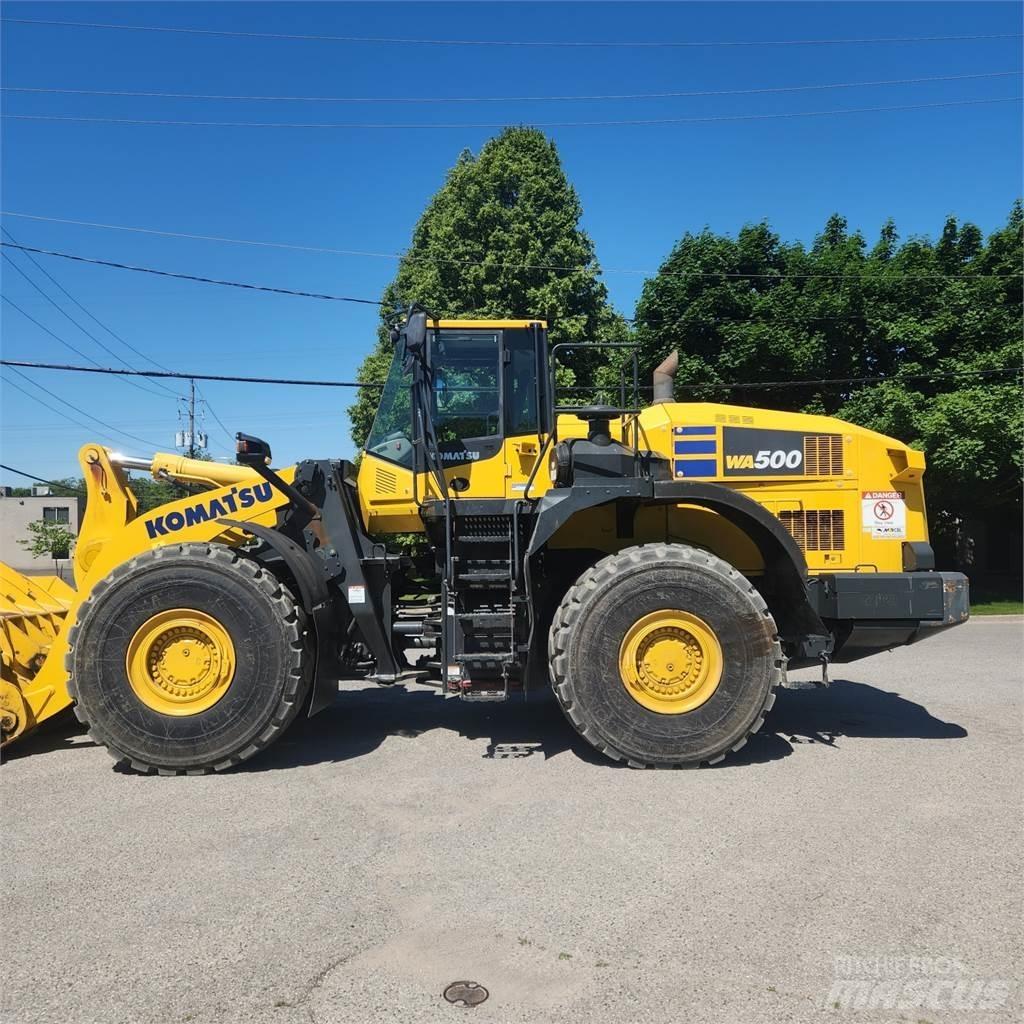 Komatsu WA500-8 Kolové nakladače