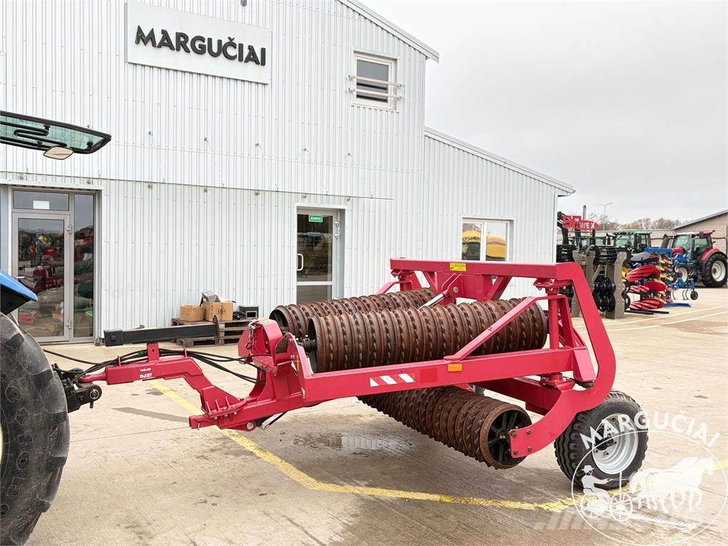 Agro-Factory 5,3 m. Další