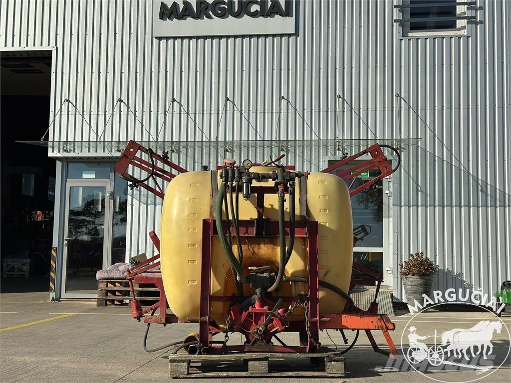 Hardi 800 ltr., 12 m. Další