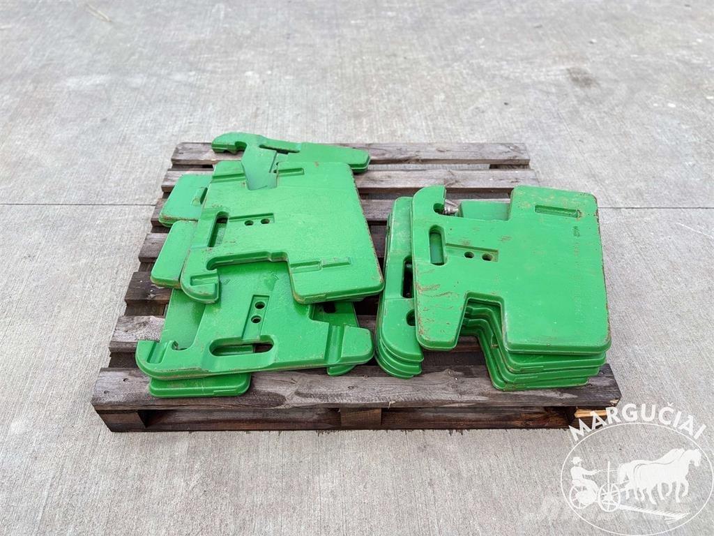 John Deere 400 kg. Další
