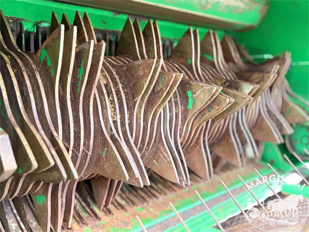 John Deere 644 Další