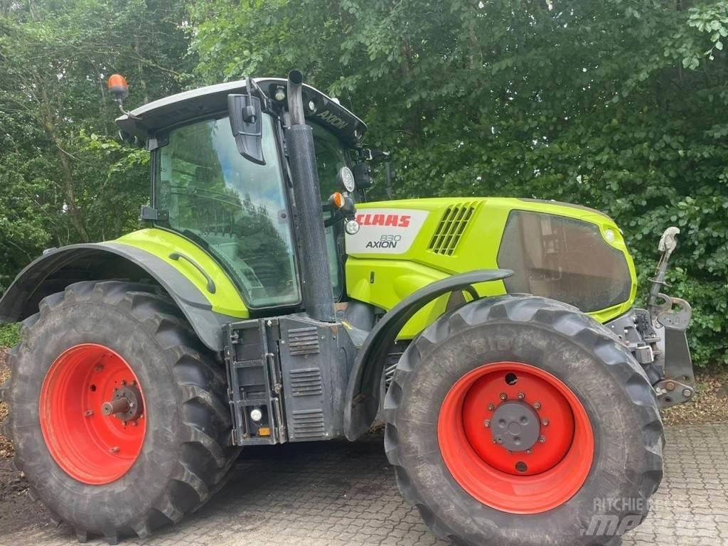 CLAAS AXION 830 Traktory