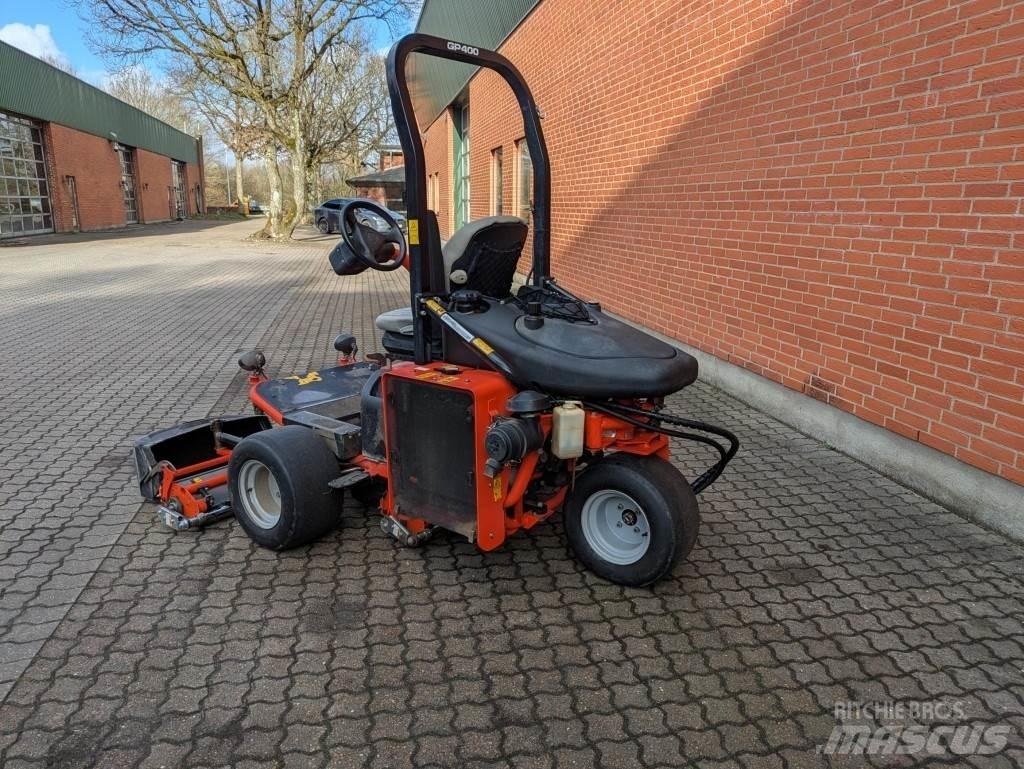 Jacobsen GP 400 Samojízdné sekačky