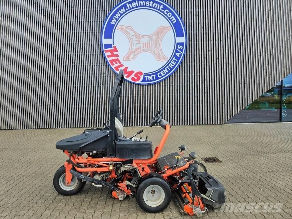 Jacobsen GP400 Samojízdné sekačky