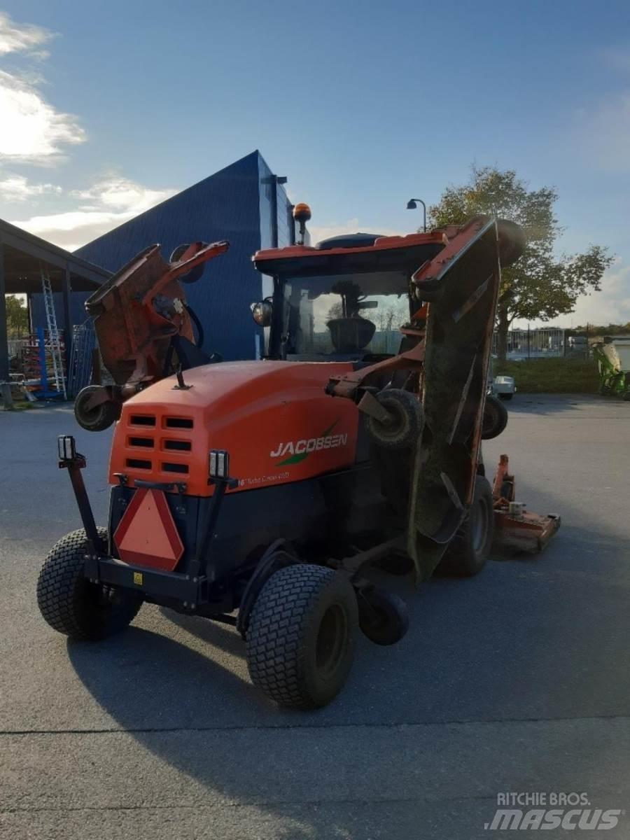 Jacobsen HR 9016 Samojízdné sekačky