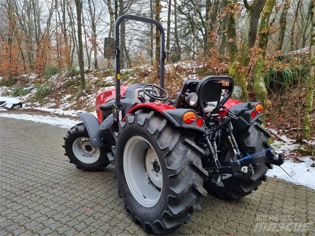 McCormick X2.055 Traktory