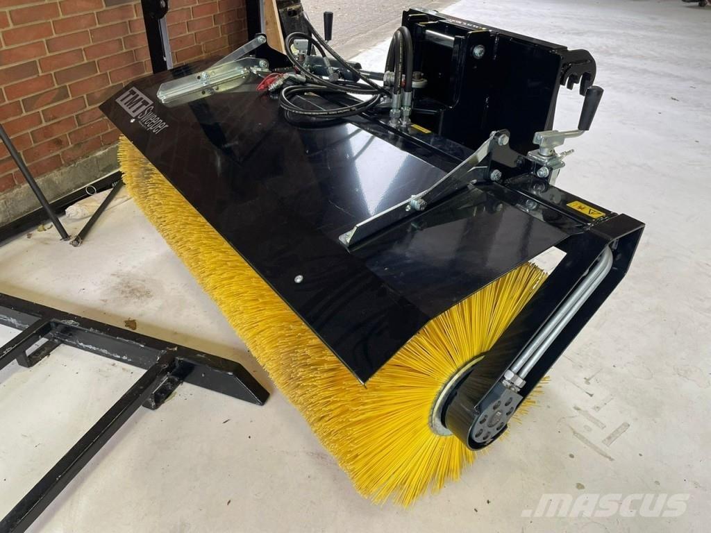 TMT SWEEPER 150 Zametací stroje