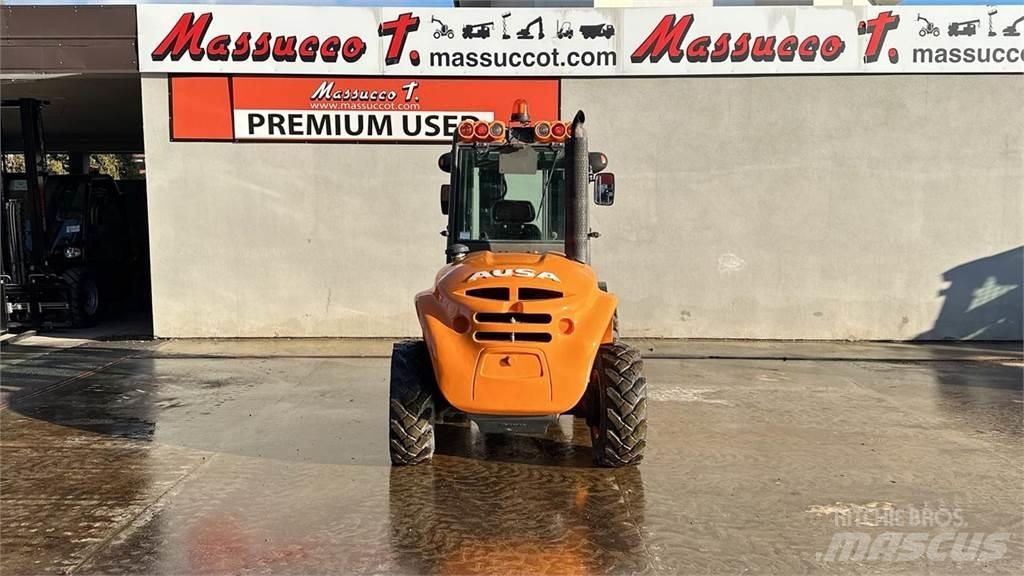 Ausa C250H 4X4 Terénní vysokozdvižné vozíky