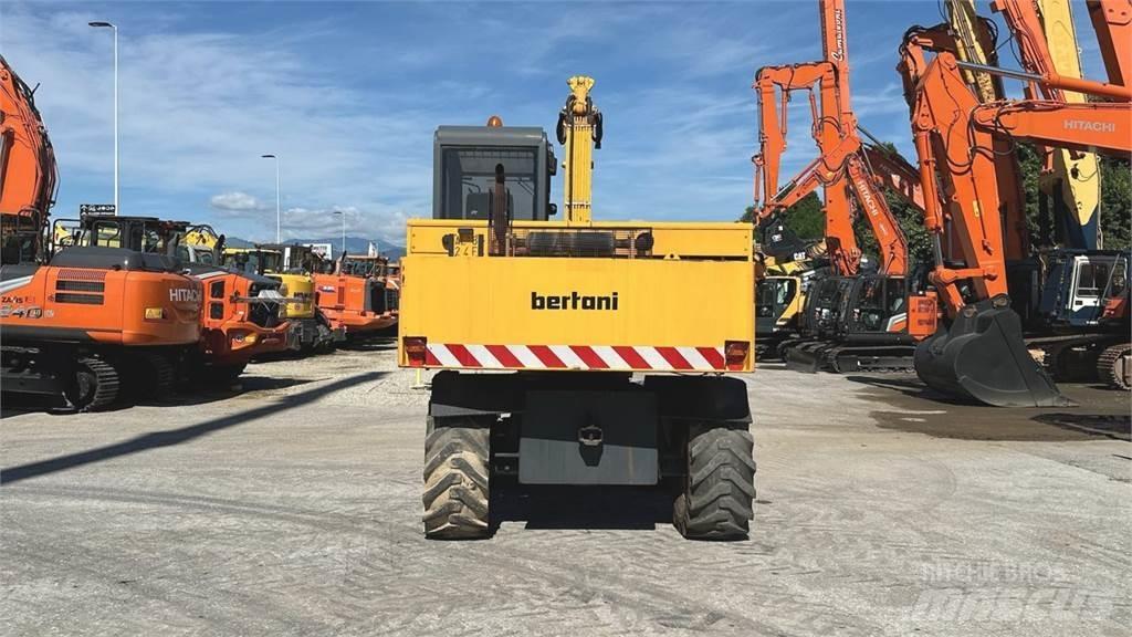 Bertani S3A 4X4 Kolová rýpadla